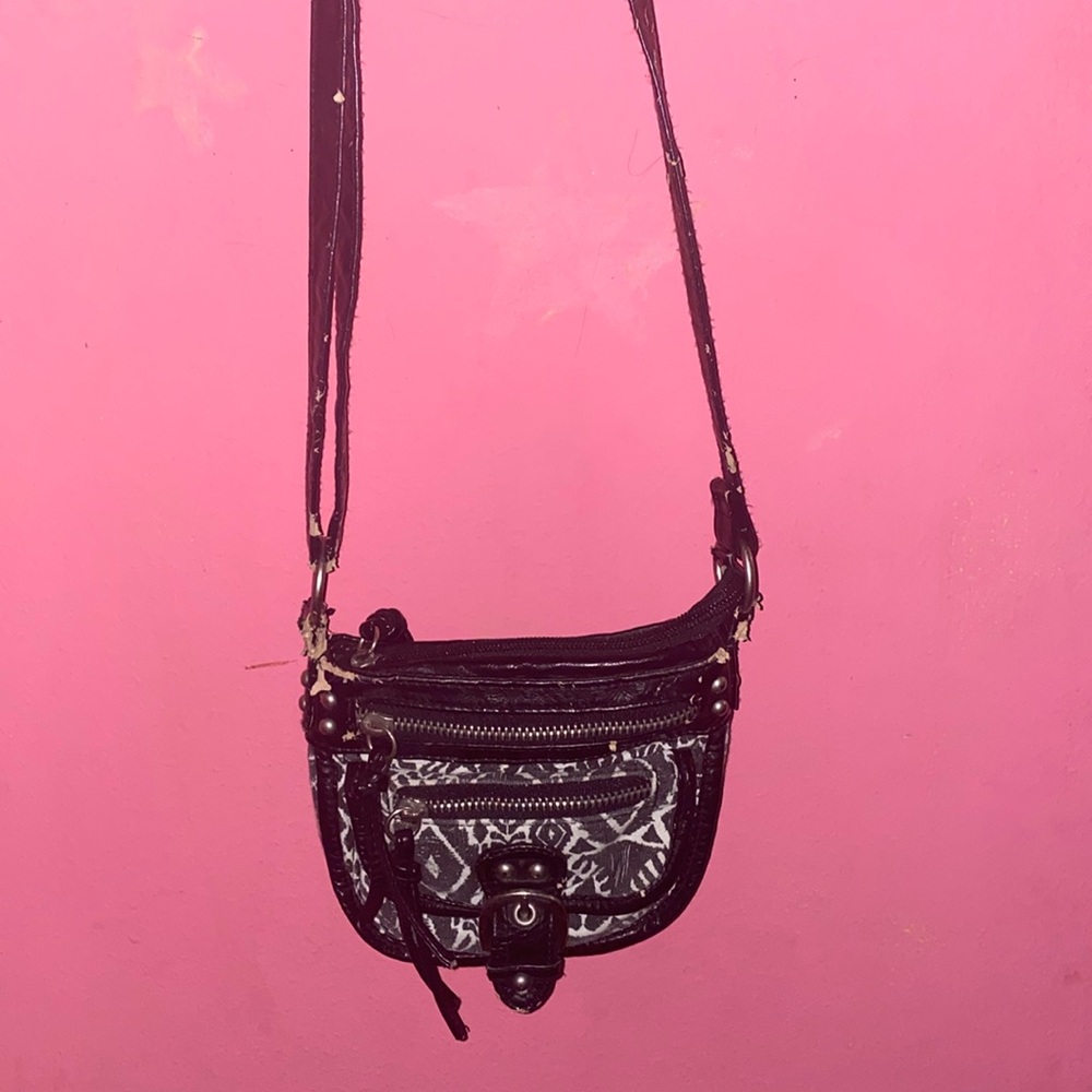Woman’s Small Black and white cross body purse
